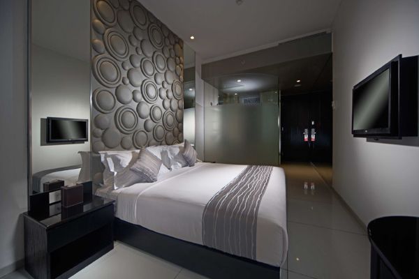 FM7 Resort Hotel (Tangerang)